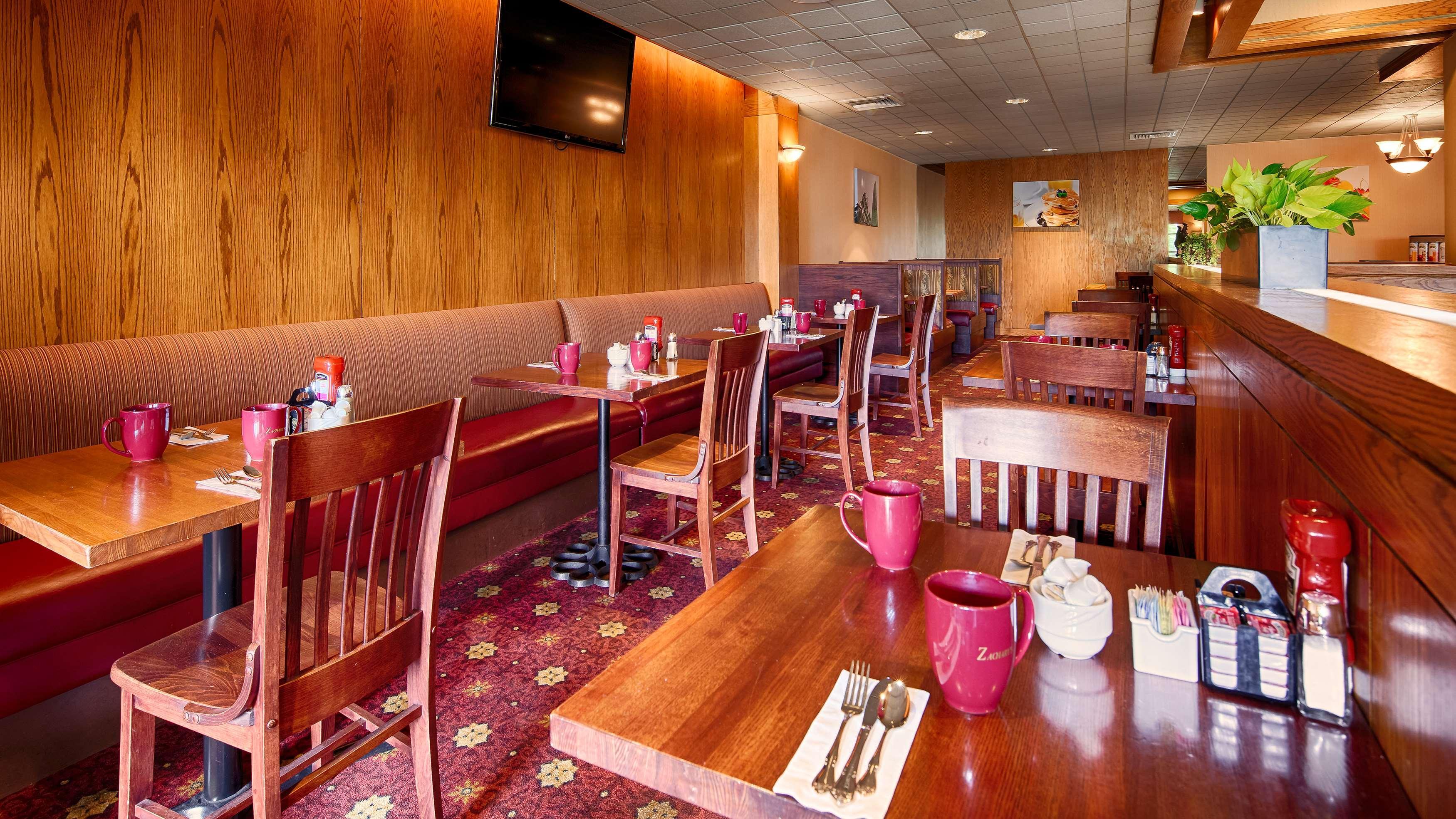 Best Western Royal Plaza Hotel And Trade Center Marlborough Esterno foto