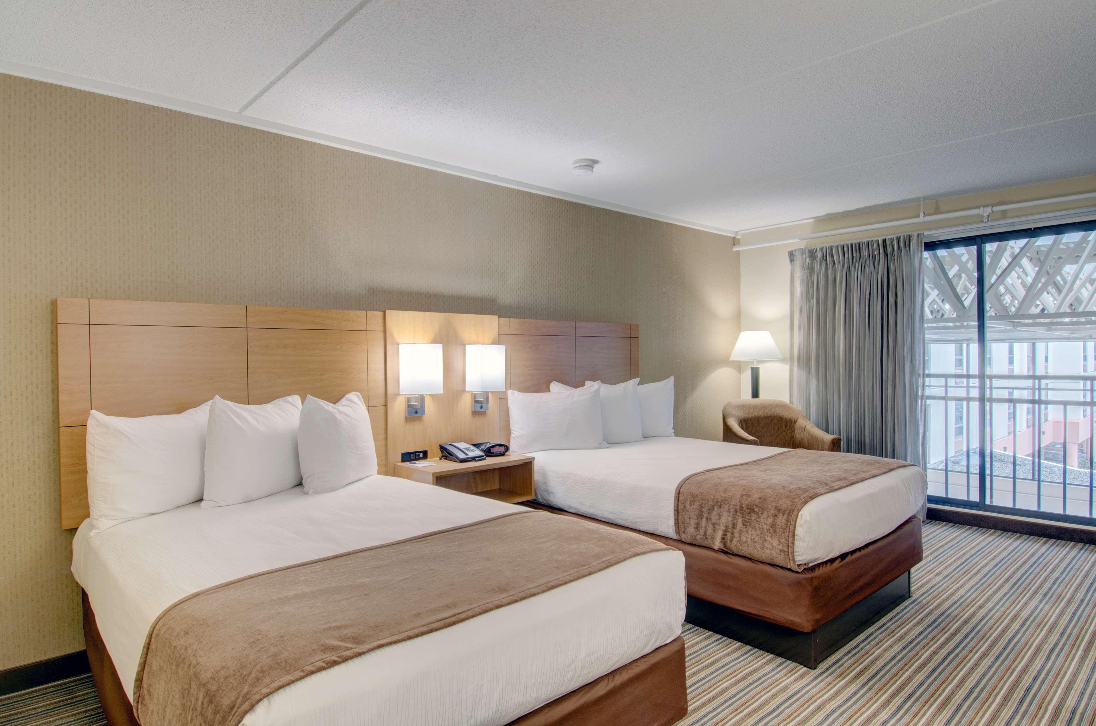 Best Western Royal Plaza Hotel And Trade Center Marlborough Esterno foto