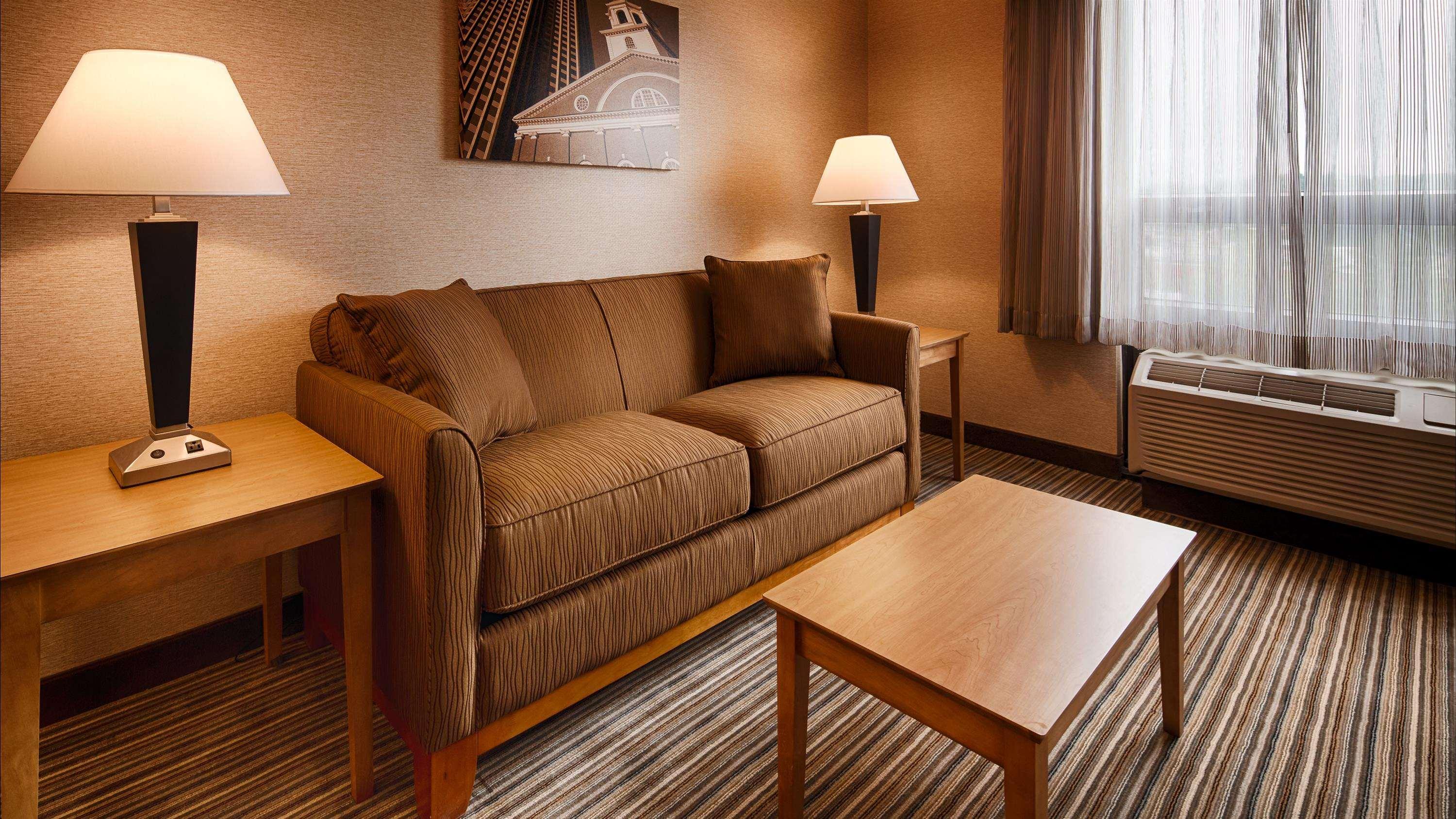 Best Western Royal Plaza Hotel And Trade Center Marlborough Esterno foto