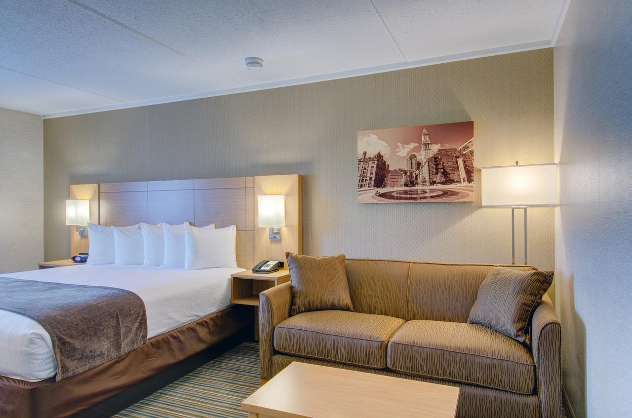 Best Western Royal Plaza Hotel And Trade Center Marlborough Esterno foto